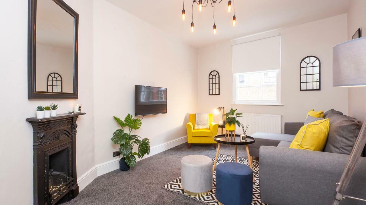 Stylish And Most Central 2 Bed -Free Parking York Bagian luar foto