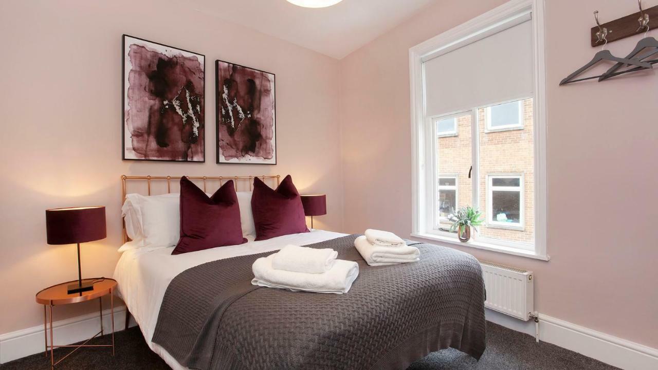 Stylish And Most Central 2 Bed -Free Parking York Bagian luar foto